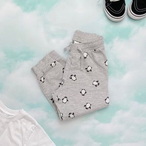 H&M PENGUIN SWEATPANTS